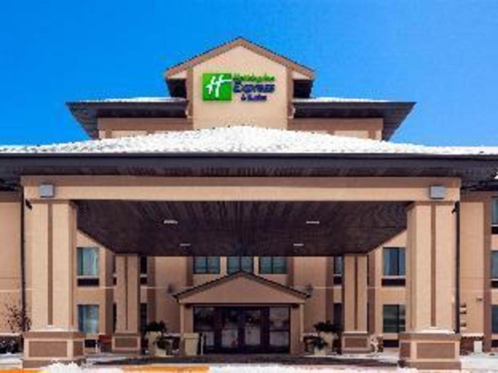 Holiday Inn Express & Suites Winner By Ihg Exterior foto
